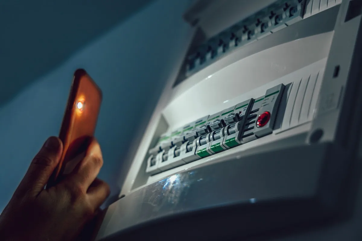 SOS électricien 24h/24 et 7j/7 à Évry-Courcouronnes